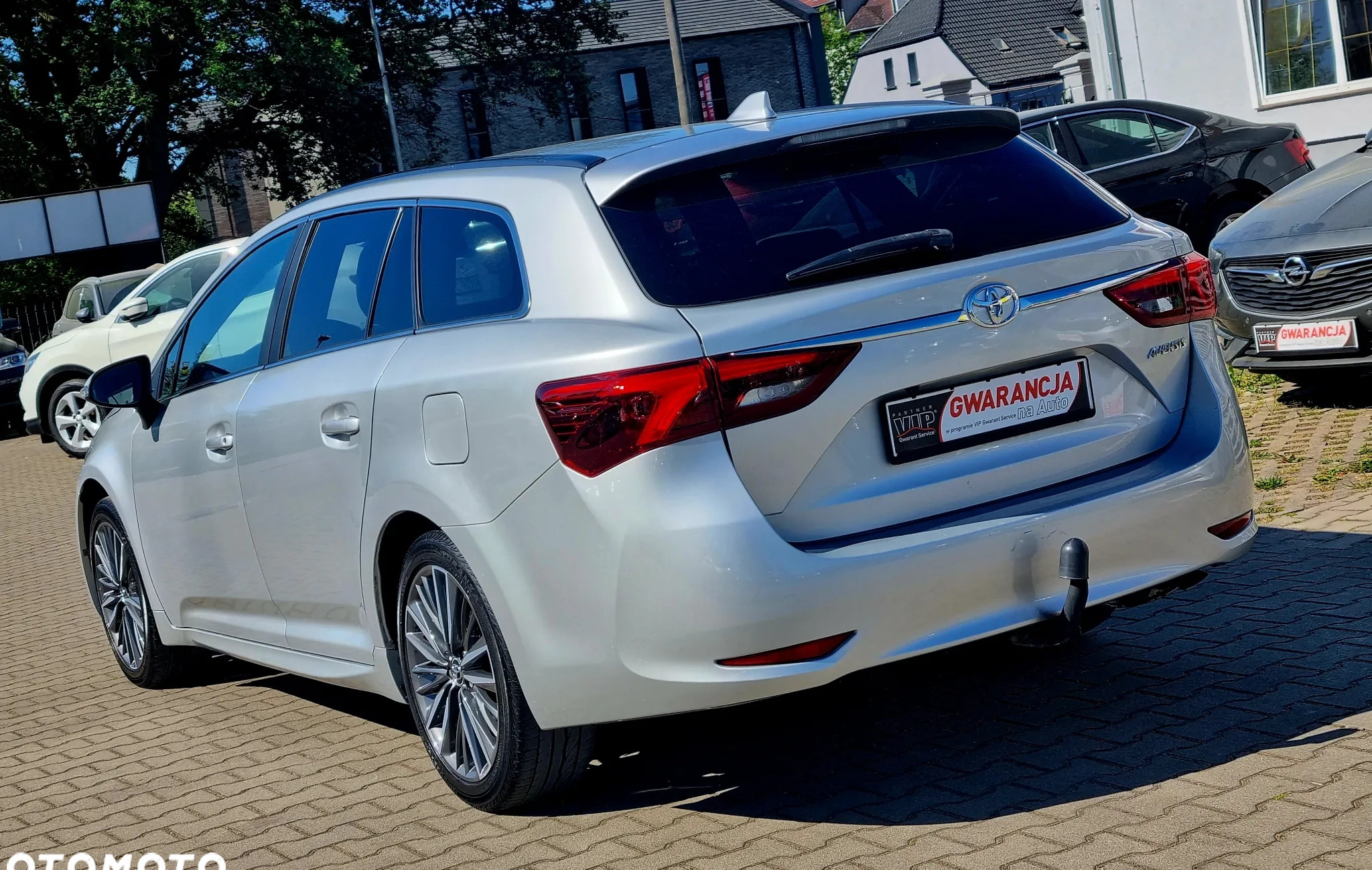 Toyota Avensis cena 65900 przebieg: 139000, rok produkcji 2018 z Legionowo małe 277